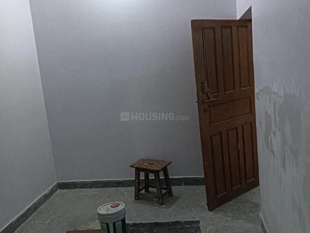 1 RK Independent Builder Floor in Indira Nagar for rent Lucknow. The reference number is 21037481