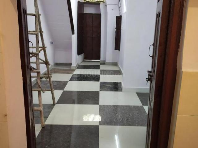 1 RK Independent Builder Floor in Jangpura for rent New Delhi. The reference number is 20937277