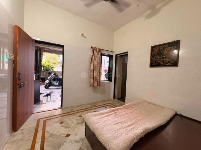 1 RK Independent Builder Floor in Jivrajpark for rent Ahmedabad. The reference number is 20617514