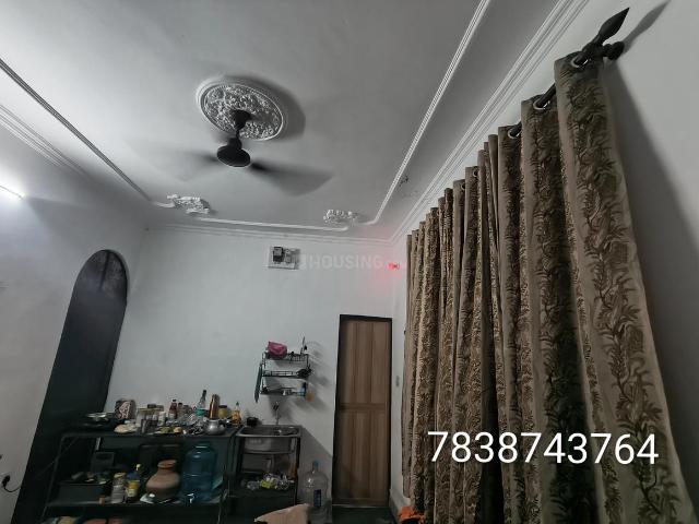 1 RK Independent Builder Floor in Laxmi Nagar for rent New Delhi. The reference number is 20709342