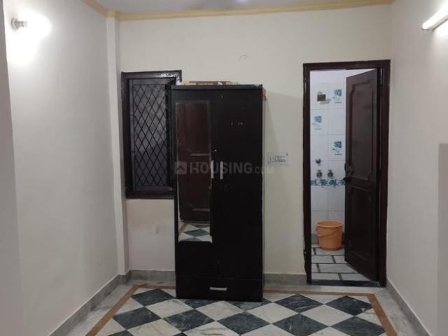 1 RK Independent Builder Floor in Laxmi Nagar for resale New Delhi. The reference number is 21166654