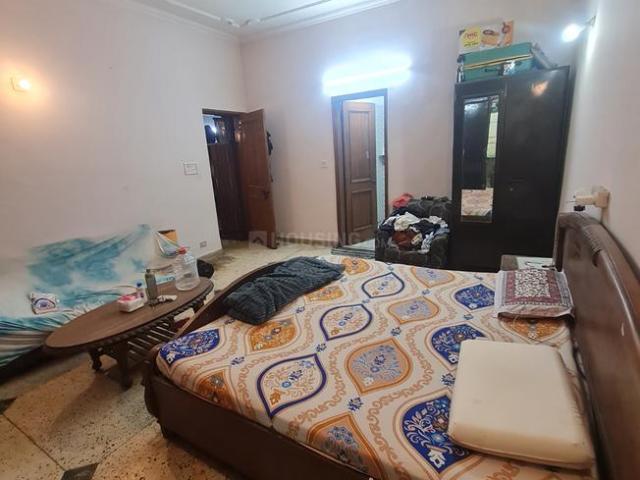 1 RK Independent Builder Floor in Model Town for rent New Delhi. The reference number is 21223250