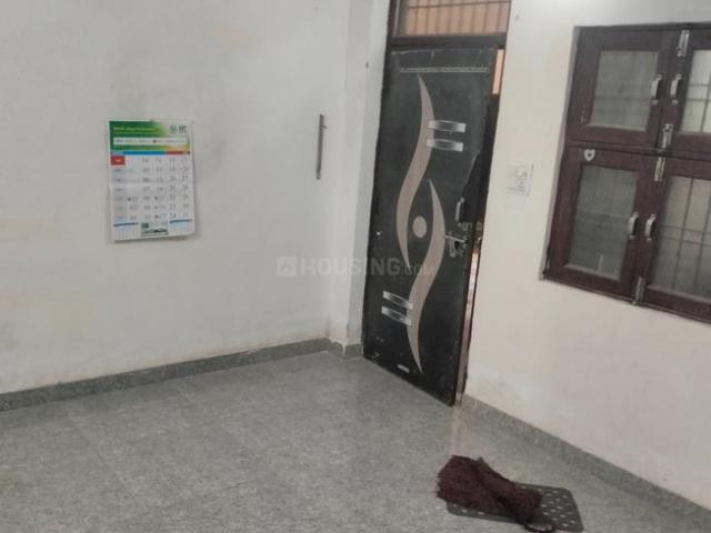1 RK Independent Builder Floor in Mayur Vihar Phase 1 for rent New Delhi. The reference number is 20626660