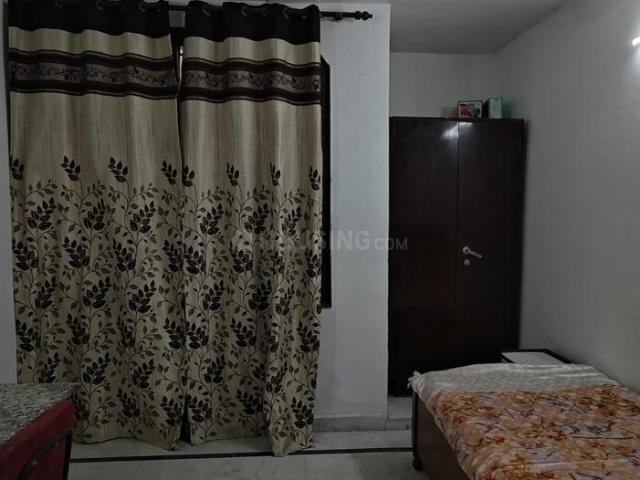 1 RK Independent Builder Floor in Mayur Vihar Phase 1 for rent New Delhi. The reference number is 20733276