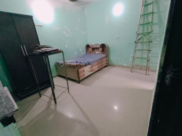 1 RK Independent Builder Floor in Mayur Vihar Phase 1 for rent New Delhi. The reference number is 21052526