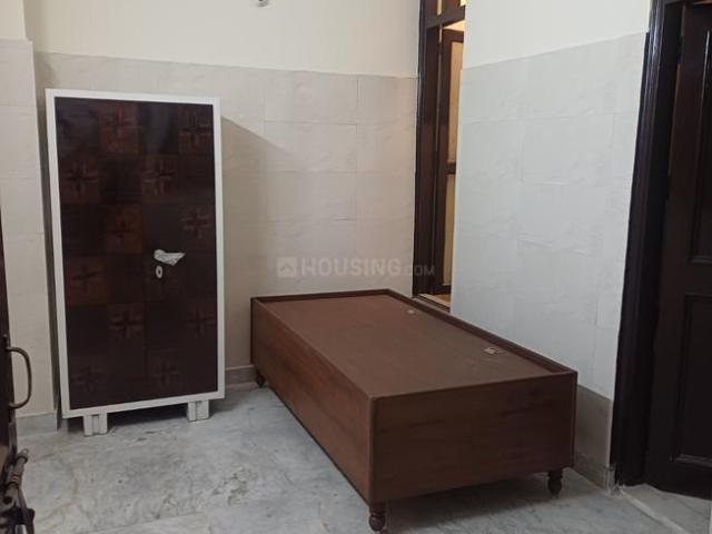 1 RK Independent Builder Floor in Mukherjee Nagar for rent New Delhi. The reference number is 20140973
