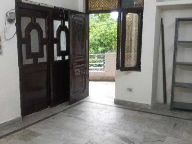 1 RK Independent Builder Floor in Mukherjee Nagar for rent New Delhi. The reference number is 20663718
