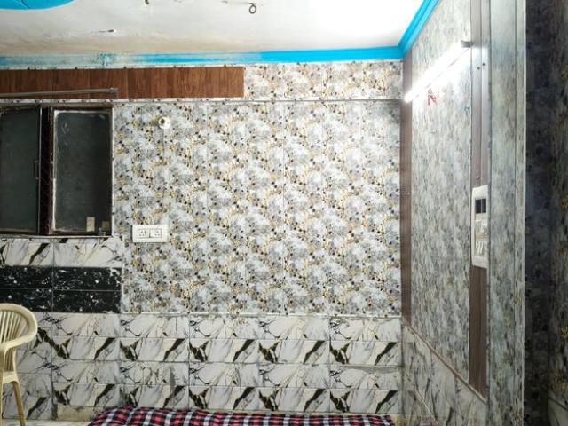1 RK Independent Builder Floor in Nawada for rent New Delhi. The reference number is 20737403