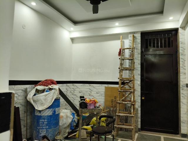 1 RK Independent Builder Floor in Nawada for rent New Delhi. The reference number is 20884783