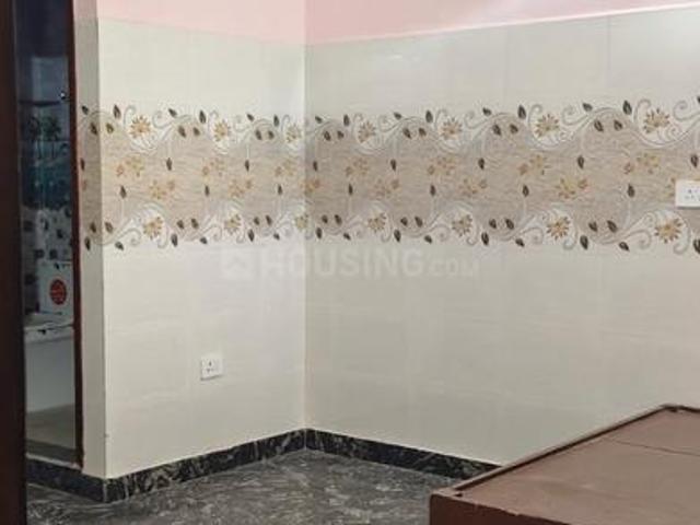 1 RK Independent Builder Floor in New Ashok Nagar for rent New Delhi. The reference number is 19843129