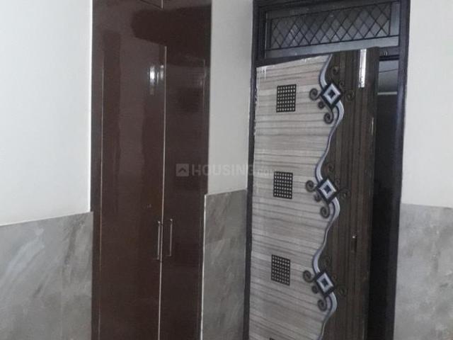 1 RK Independent Builder Floor in New Ashok Nagar for rent New Delhi. The reference number is 20157745