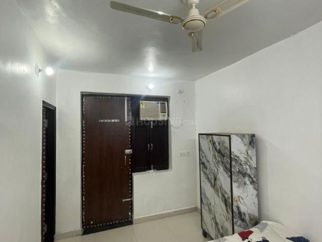 1 RK Independent Builder Floor in New Ashok Nagar for rent New Delhi. The reference number is 20452374