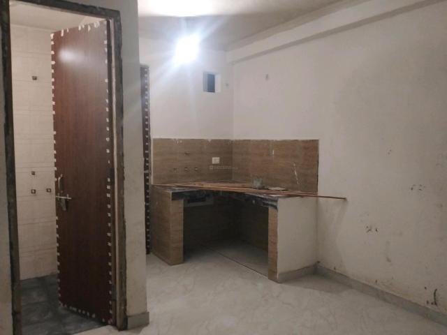 1 RK Independent Builder Floor in New Ashok Nagar for rent New Delhi. The reference number is 20888638