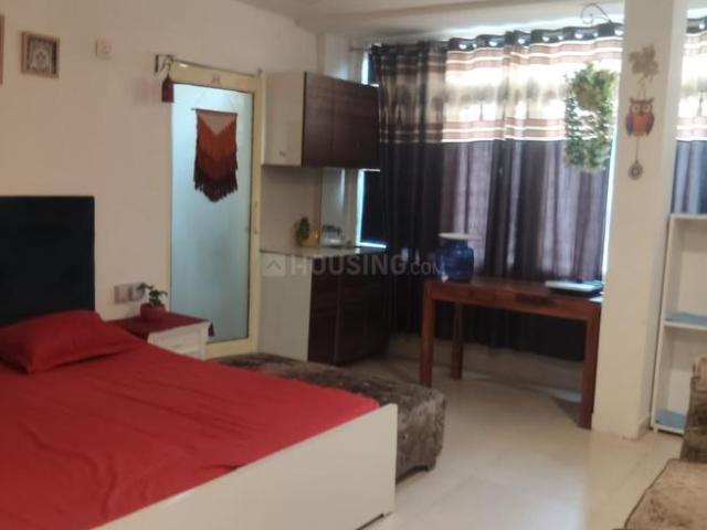1 RK Independent Builder Floor in South Extension I for rent New Delhi. The reference number is 20786849
