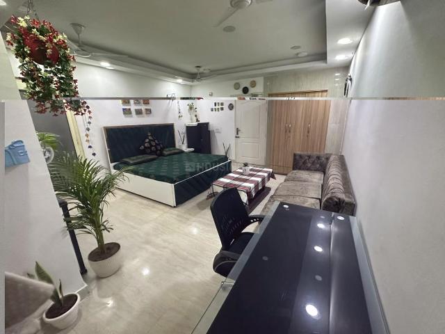 1 RK Independent Builder Floor in South Extension I for rent New Delhi. The reference number is 21244332