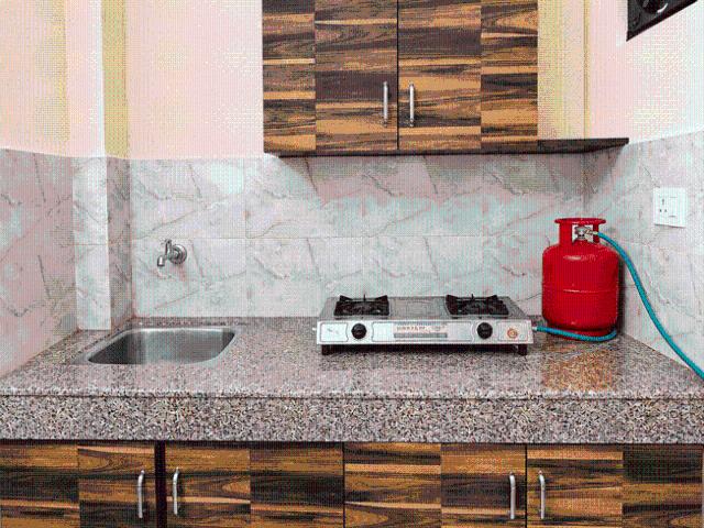 1 RK Independent Builder Floor in Saket for rent New Delhi. The reference number is 21244848