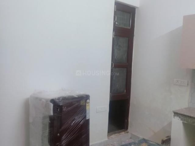 1 RK Independent Builder Floor in Sector 15 for rent Gurgaon. The reference number is 21335769