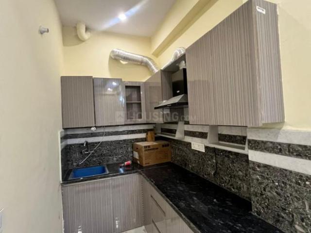 1 RK Independent Builder Floor in Sector 17 for rent Gurgaon. The reference number is 17859039