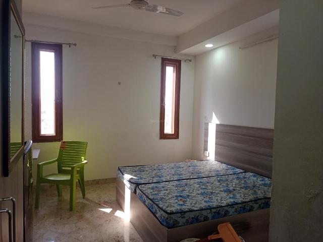 1 RK Independent Builder Floor in Sector 17 for rent Gurgaon. The reference number is 19523069