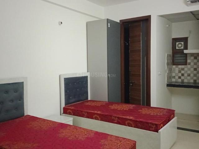 1 RK Independent Builder Floor in Sector 13 for rent Gurgaon. The reference number is 19989821