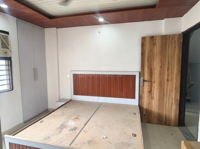 1 RK Independent Builder Floor in Sector 40 for rent Gurgaon. The reference number is 20665010
