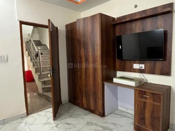 1 RK Independent Builder Floor in Sector 43 for rent Gurgaon. The reference number is 19120960