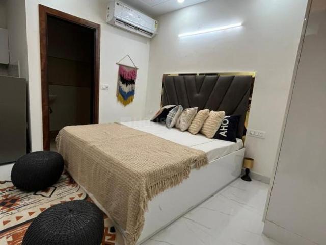 1 RK Independent Builder Floor in Sector 43 for rent Gurgaon. The reference number is 21170805
