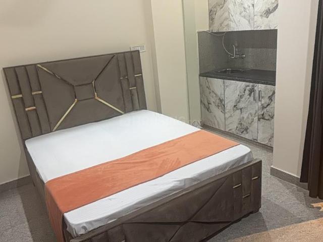 1 RK Independent Builder Floor in Sector 52 for rent Gurgaon. The reference number is 19487473