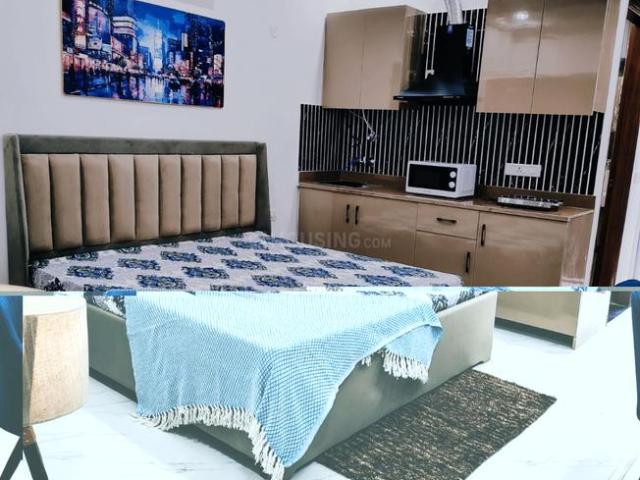 1 RK Independent Builder Floor in Sector 52 for rent Gurgaon. The reference number is 21115836