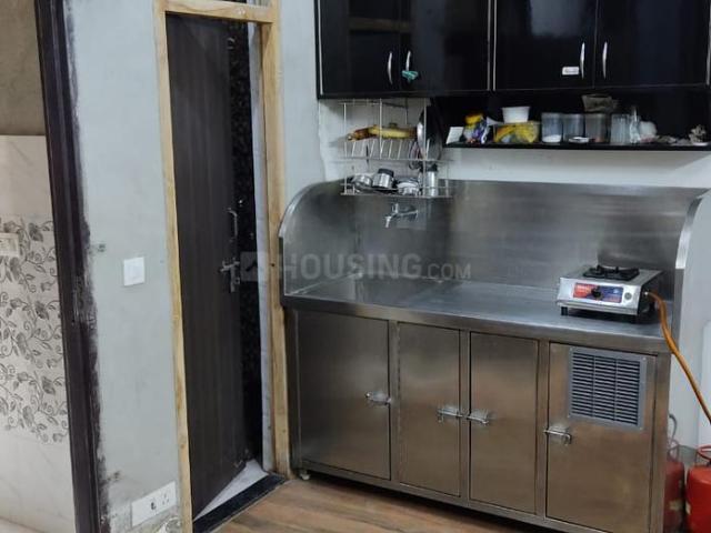 1 RK Independent Builder Floor in Sector 62 for rent Noida. The reference number is 21273241