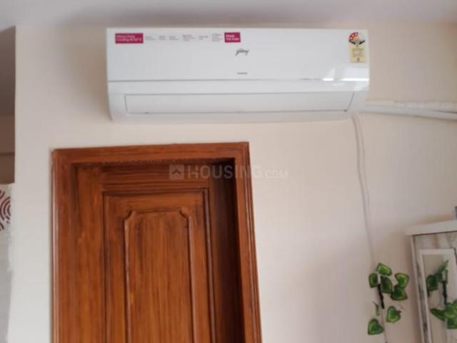 1 RK Independent Builder Floor in Sector 63 A for rent Noida. The reference number is 21152572
