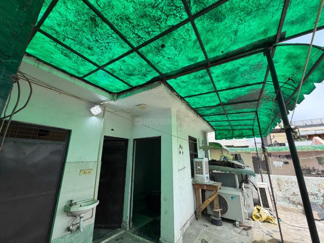1 RK Independent Builder Floor in Sector 7 Rohini for rent New Delhi. The reference number is 20698539