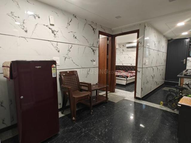 1 RK Independent Builder Floor in Shalimar Bagh for rent New Delhi. The reference number is 17554384