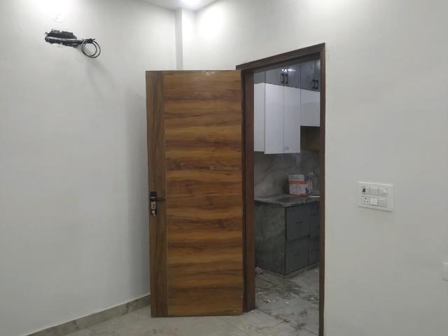 1 RK Independent Builder Floor in Shastri Nagar for rent New Delhi. The reference number is 21129248