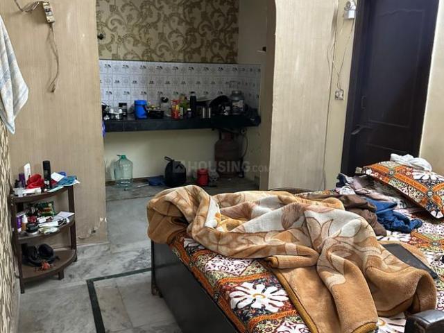1 RK Independent Builder Floor in Patel Nagar for rent New Delhi. The reference number is 14171558
