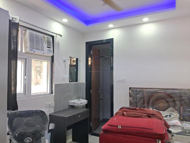 1 RK Independent Builder Floor in Patel Nagar for rent New Delhi. The reference number is 14242384