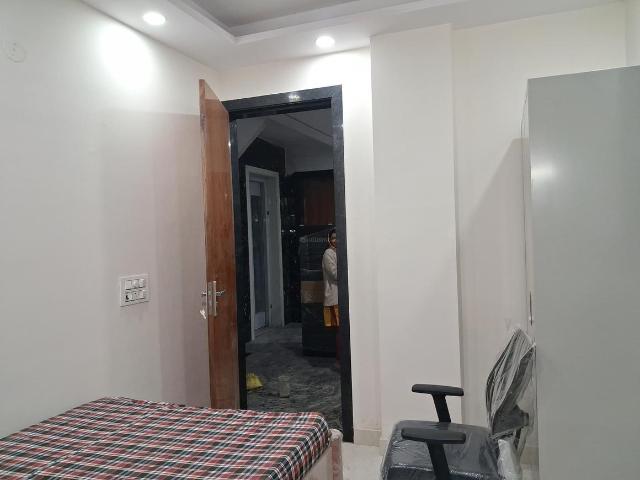 1 RK Independent Builder Floor in Patel Nagar for rent New Delhi. The reference number is 18617200