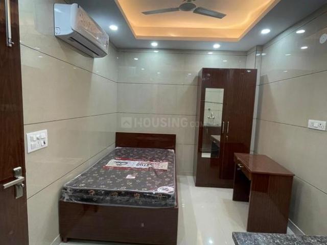 1 RK Independent Builder Floor in Patel Nagar for rent New Delhi. The reference number is 19157481