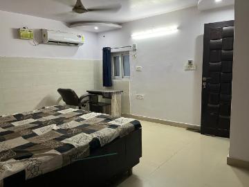 1 RK Independent Builder Floor in Patel Nagar for rent New Delhi. The reference number is 20235686