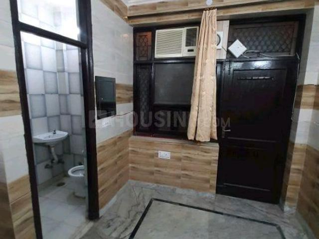 1 RK Independent Builder Floor in Patel Nagar for rent New Delhi. The reference number is 20303385