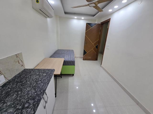 1 RK Independent Builder Floor in Patel Nagar for rent New Delhi. The reference number is 20345374