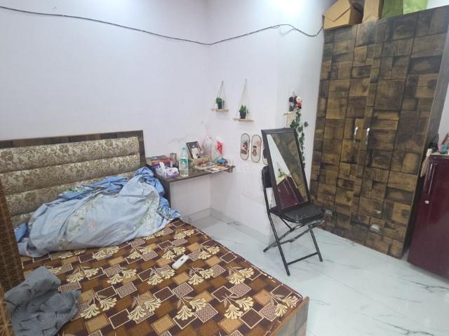 1 RK Independent Builder Floor in Patel Nagar for rent New Delhi. The reference number is 20354501