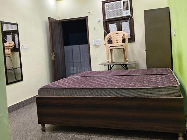 1 RK Independent Builder Floor in Patel Nagar for rent New Delhi. The reference number is 21171173