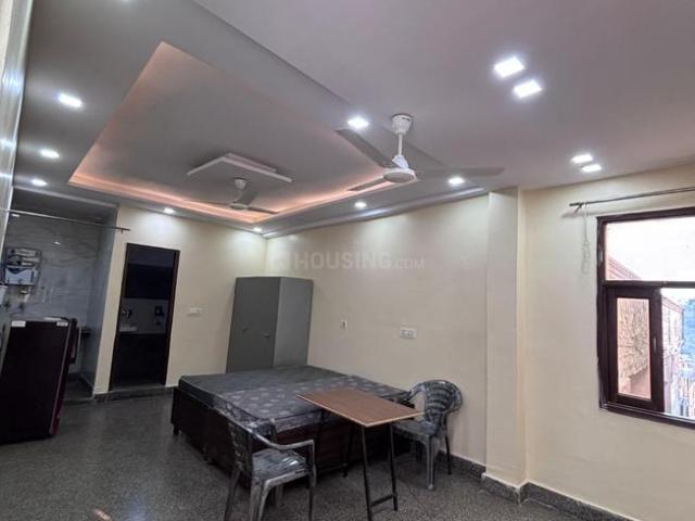1 RK Independent Builder Floor in Patel Nagar for rent New Delhi. The reference number is 21183111