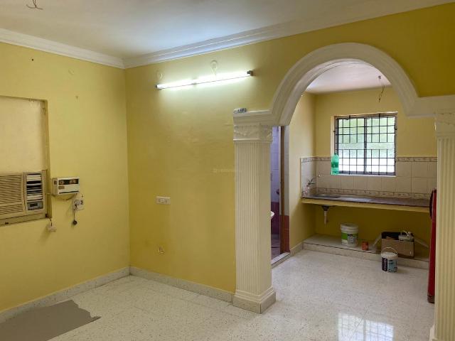 1 RK Independent Builder Floor in Palavakkam, Sholinganallur for rent Chennai. The reference number is 13217439