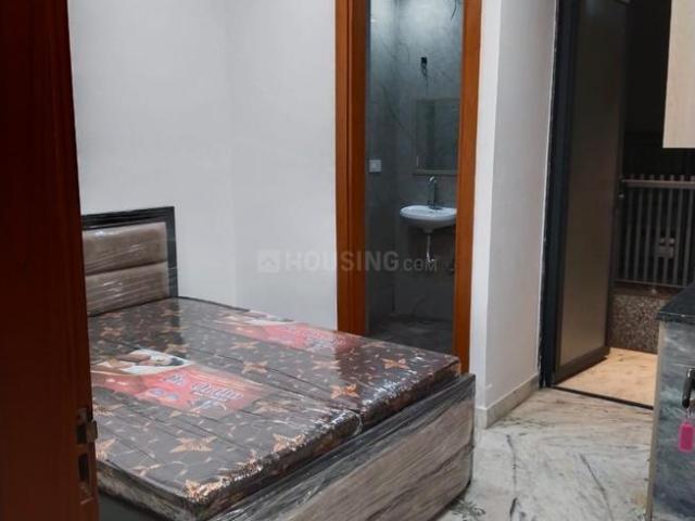 1 RK Independent Builder Floor in Rajouri Garden for rent New Delhi. The reference number is 19814634