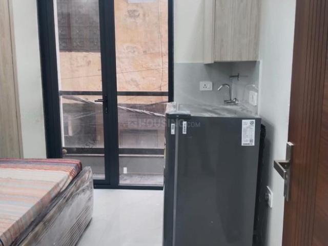 1 RK Independent Builder Floor in Rajouri Garden for rent New Delhi. The reference number is 20654438