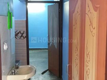 1 RK Independent Builder Floor in Wazirabad for rent New Delhi. The reference number is 15138153