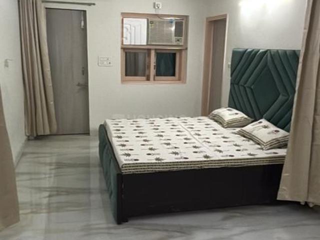 1 RK Independent Builder Floor in Tagore Garden Extension for rent New Delhi. The reference number is 20966714