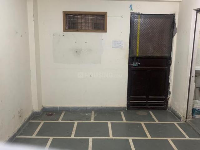 1 RK Independent Builder Floor in Tagore Garden Extension for rent New Delhi. The reference number is 21003579